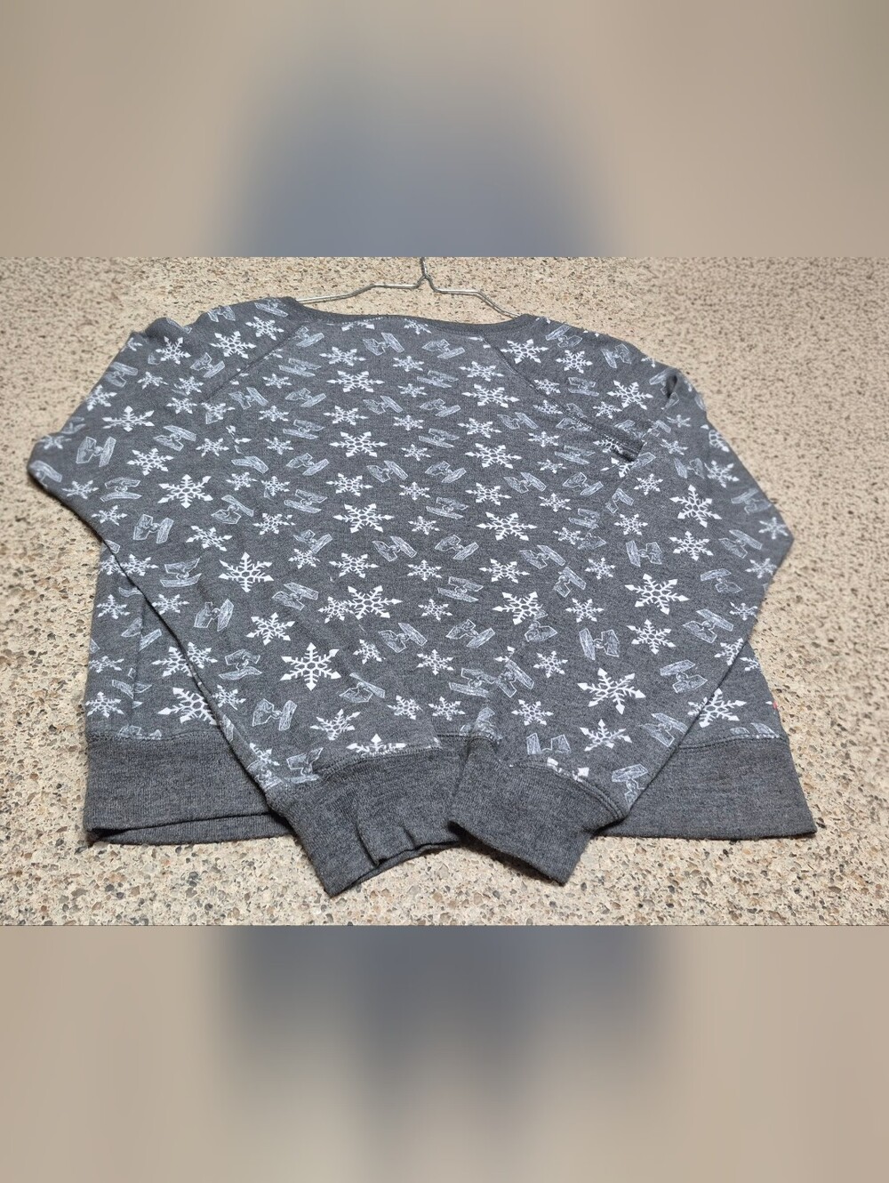 Star Wars Holiday Graphic Sweatshirt Fair Isle Darth Vader Snowflakes M - Picture 2 of 5
